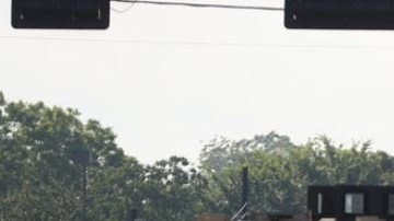 El tráfico en las inmediaciones de la secundaria se ha visto afectado.