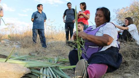 Las integrantes de la comunidad poblana buscan mejorar
su calidad de vida a través de negocios como el tejido.