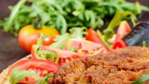 El 3 de mayo se celebra en muchas partes del mundo el Día de la milanesa.