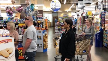 En la demanda, se acusa a Albertsons de discriminar contra empleados hispanos.