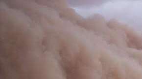 Tormenta de arena sorprendió a los habitantes de la India.