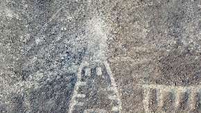 Las figuras de Paracas se encuentran en laderas de montañas.