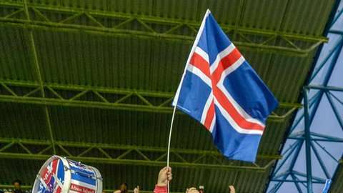 Es la primera vez que los islandeses pueden alentar a su selección en un Mundial.