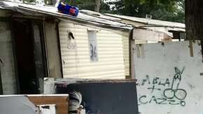 La mayoría de los gitanos que viven en Italia residen en campamentos.