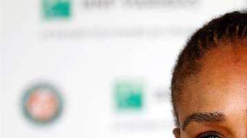 Serena Williams se fue de Roland Garros por lesión. (Foto: EFE/ Guillaume Horcajuelo)