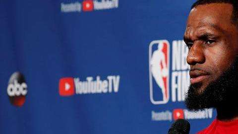 LeBron James asegura que el próximo campeón de la NBA no visitará la Casa Blanca