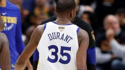 Los Warriors se llevaron la victoria en el juego 3 contra los Cavs. (Foto: EFE/DAVID MAXWELL)