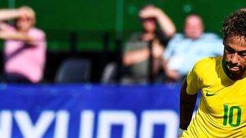 El astro de Brasil Neymar hizo un golazo ante Austria en el último ensayo antes del Mundial. (Foto: EFE/EPA/CHRISTIAN BRUNA)