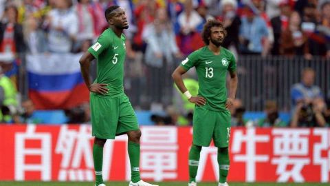 Jugadores de Arabia Saudí en la derrota contra Rusia. EFE