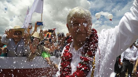 López Obrador lidera las encuestas en México.