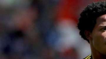 El centrocampista colombiano Carlos Sánchez vive horas de incertidumbre en Rusia. (Foto: EFE/Esteban Biba)