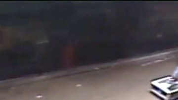 La sospechosa fue captada por una cámara de seguridad