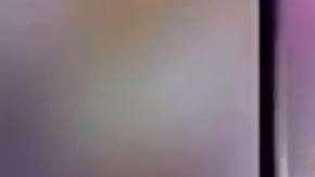 El papá no tuvo empacho para subir a bailar con su hija.