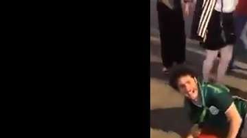 "Debryanshow" simuló tener sexo con una bandera alemana