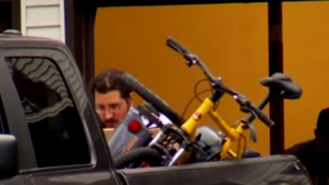 Rotondo se fue de la vivienda en Camillus, Nueva York, aproximadamente dos horas antes del plazo impuesto.