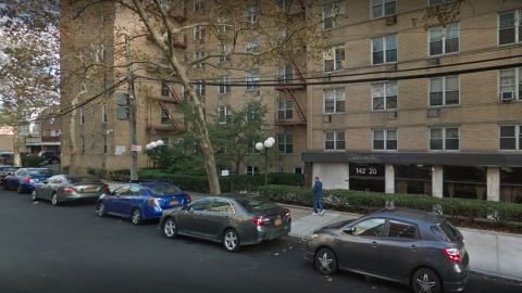 Su consultorio en Flushing se hizo popular para conseguir recetas facilmente