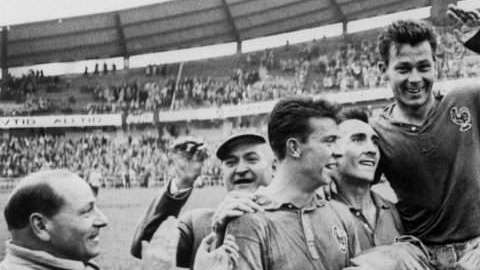 El día que el francés Just Fontaine logró su récord de 13 goles en el Mundial Suecia 1958. (Foto: STAFF/AFP/Getty Images)