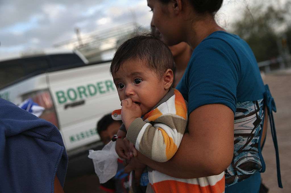Desde 2014 aumentó la llegada de niños migrantes no acompañados y madres con menores.