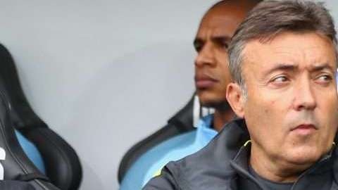 El nuevo técnico del NYCFC Domenec Torrent en la banca del Manchester City. (Foto: Michael Steele/Getty Images)