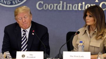 La primera dama Melania Trump acudió al evento de reporte de FEMA.