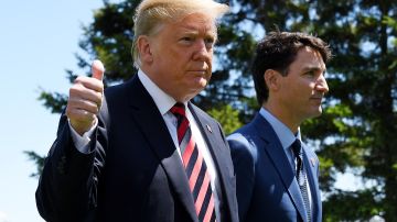 Los presidentes Trump y Trudeau durante el G7.