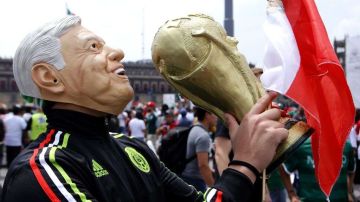 López Obrador cree que el deporte es vital en el tejido social.  ULISES RUIZ/AFP/Getty Images