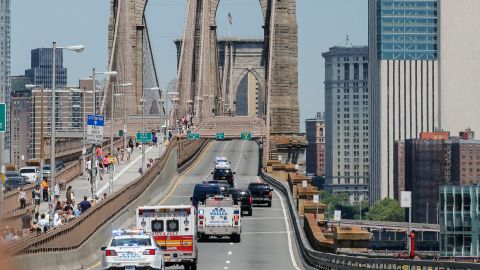 Todo comenzó en la entrada del puente de Brooklyn