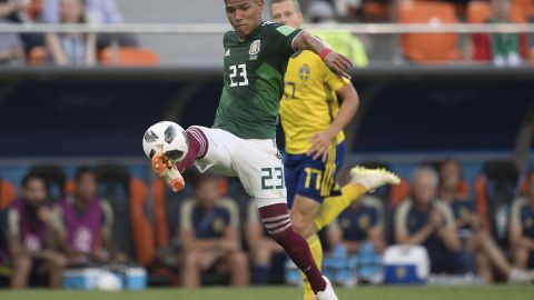 Jesús Gallardo fue amonestado a los 13 segundos de iniciado el partido