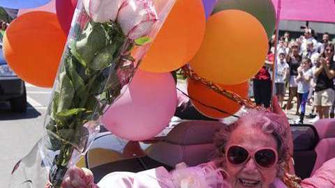 Una abuela celebra así su 107 cumpleaños.