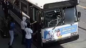 Paliza a conductor autobús en El Bronx