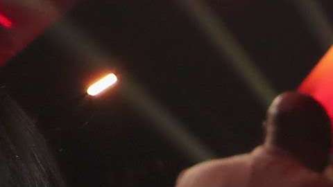 Chris Zylka junto a su prometida, Paris Hilton.