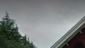 El presidente Trump defendió a su portavoz, quien fue sacada del restaurante Red Hen.