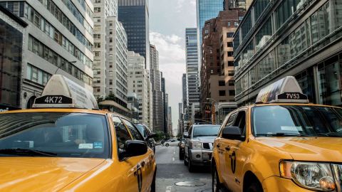 Los taxis tradicionales quieren recuperar el terreno