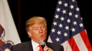 La Fiscalía neoyorquina indica que la Fundación Trump otorgó ayudas económicas días previos al Caucus en Iowa.