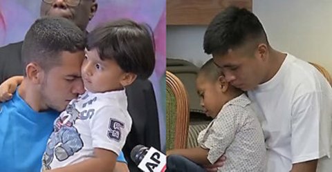 Los padres reunidos con sus hijos