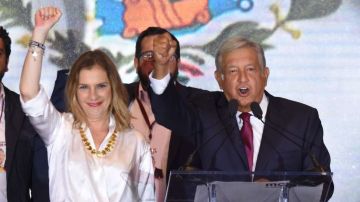 Beatriz Gutiérrez Müller será la primera esposa de un presidente de México con estudios de doctorado.