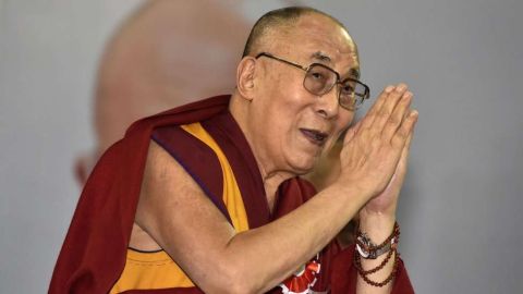 El dalái lama llevará su mensaje de felicidad e introspección a las escuelas de Delhi.