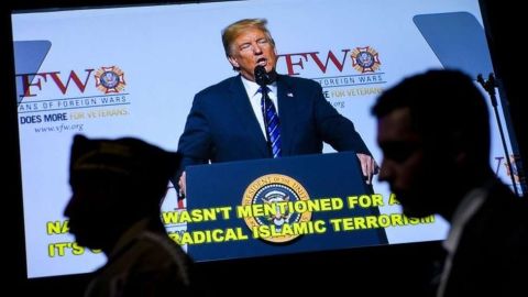 Trump vive una polémica tras otra.