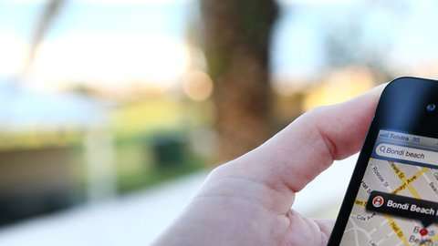 Puedes usar Google Maps sin internet... pero existen otras opciones.