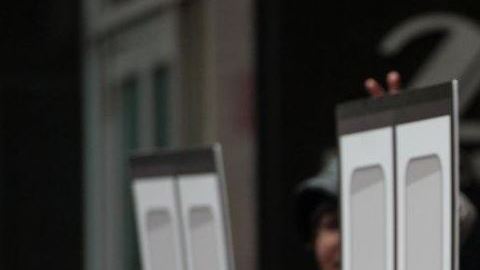 Carteles de protesta utilizados en una concentración anterior.