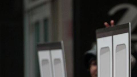 Carteles de protesta utilizados en una concentración anterior.