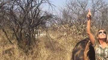 Hace un año, Tess Thompson se fue de cacería y hoy indigna a las redes.