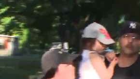 Familia de Louis Germosen en el parque donde se dice que podría estar según un mensaje anónimo