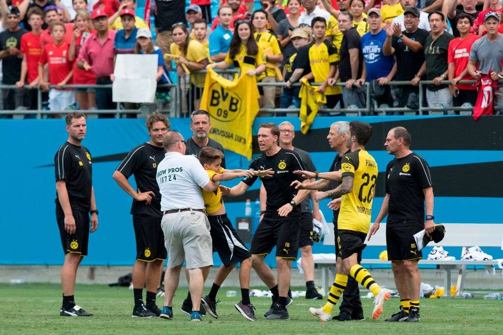 VIDEO: Christian Pulisic rescata a un niño de la brutalidad de un ...