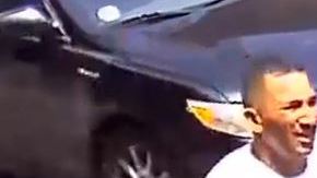 Hombre 'hispano' roba a mujer de 85 años en el metro.