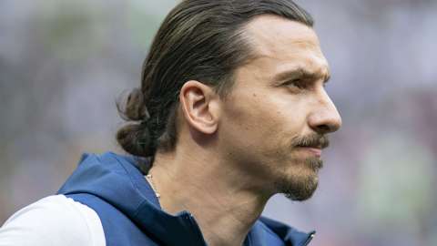 Zlatan Ibrahimovic asegura que no se siente motivado en un estadio tan pequeño