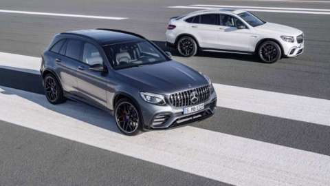 Autos como el Mercedes aumentarán miles de dólares.