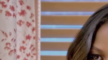 Michelle Obama invita a los estadounidenses a registrarse para votar.