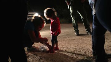 Más de 2 mil niños fueron separados de sus padres detenidos en la frontera este año. Getty Images