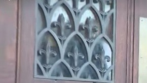 Phyllis Reinoso al ser arrestada